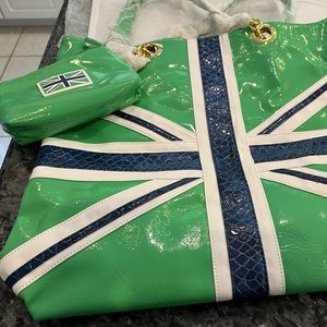 New twiggy London Green Patent Union Jack large tote bag with Cosmetic bag.